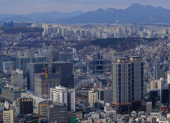 [부동산] 서울 집값 상승세에 ‘공포 매수’ 재점화… 30대, 송파·강서·영등포 순으로 집 샀다